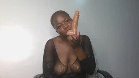 Snapshot of princess_chubby2 chatting on May 21, 2:02 pm Lesley online show from May 21, 2:02 pm