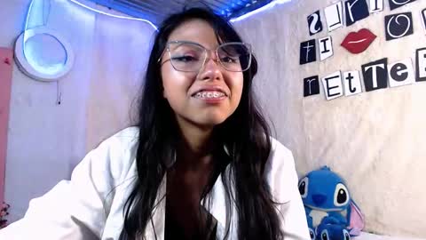  Elia  online show from October 24, 12:08 am