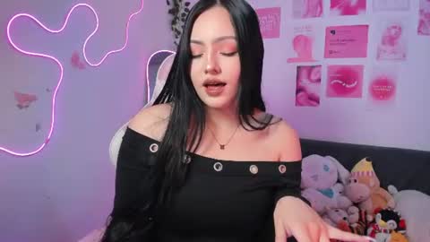    online show from June 25, 10:14 pm