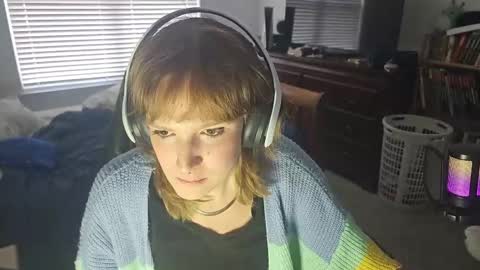 Snapshot of princess_vivi chatting on February 21, 8:49 pm Princess Vivi online show from February 21, 8:49 pm