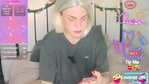 KCGREY online show from February 19, 8:38 pm