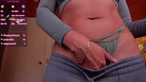 Snapshot of princesscorine chatting on February 11, 4:02 pm Cori online show from February 11, 4:02 pm