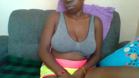 princessg63 online show from February 11, 6:07 am