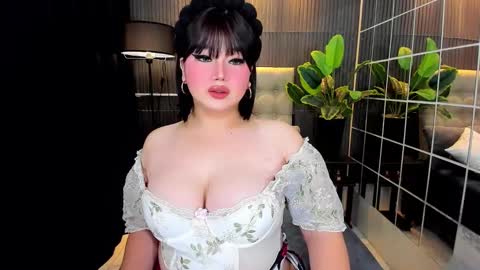 Snapshot of princesshugecummer chatting on February 21, 6:26 pm Astrid Ley online show from February 21, 6:26 pm