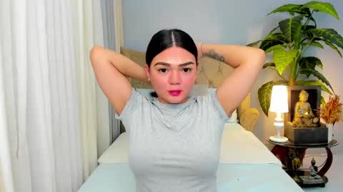 Snapshot of princesshugecumontop chatting on April 16, 5:58 pm PrincessDONT FORGET TO FOLLOW ME online show from April 16, 5:58 pm
