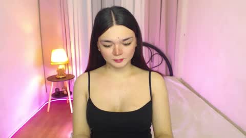 Snapshot of princesshugecumontop chatting on July 4, 5:19 pm PrincessDONT FORGET TO FOLLOW ME online show from July 4, 5:19 pm