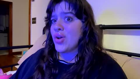 Snapshot of princesslaylaa chatting on January 22, 8:18 am princessviccxo online show from January 22, 8:18 am