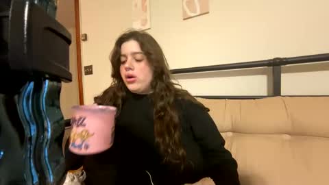 princessviccxo online show from February 12, 2:28 am