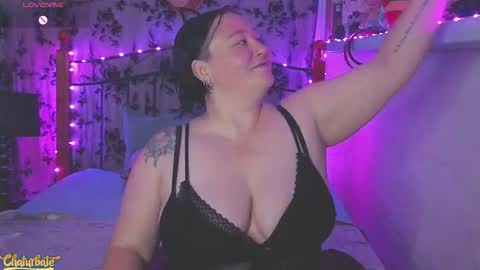 Lux Alot Luxi online show from January 5, 8:01 pm