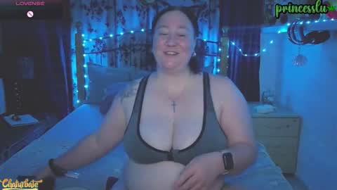 Lux Alot Luxi online show from February 24, 8:07 pm