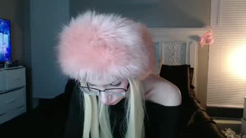 princessminxxy online show from February 19, 7:06 am