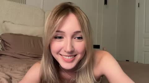 Kate online show from July 9, 5:06 pm