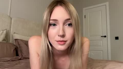 Kate online show from July 12, 4:42 pm