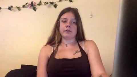 princesssnowflk84 online show from July 19, 9:18 pm