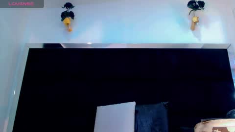 priscilarainbow online show from May 25, 4:46 pm