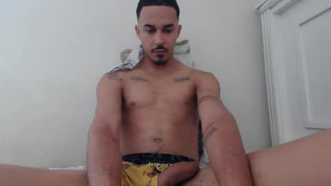Snapshot of privatehot13 chatting on June 30, 12:28 pm privatehot13 online show from June 30, 12:28 pm