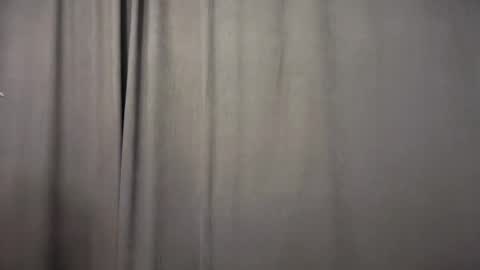 moli online show from March 23, 4:11 pm