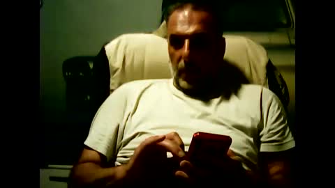 Snapshot of prodpi2 chatting on May 25, 8:04 pm prodpi2 online show from May 25, 8:04 pm