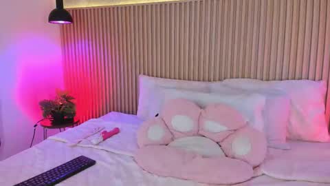 Profana Red online show from February 20, 1:55 pm