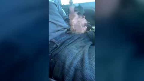 Snapshot of professionalpipelayer chatting on February 19, 10:39 pm professionalpipelayer online show from February 19, 10:39 pm