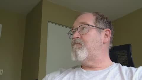 Snapshot of professor21255 chatting on May 26, 12:56 pm professor21255 online show from May 26, 12:56 pm