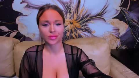 Snapshot of project_barbara chatting on April 25, 12:30 pm Barbara online show from April 25, 12:30 pm