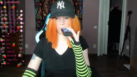 Di online show from April 4, 2:25 pm