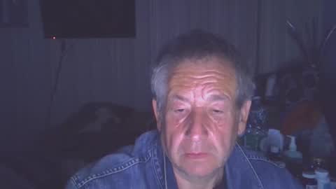 Snapshot of projectorepson chatting on April 29, 6:47 pm projectorepson online show from April 29, 6:47 pm