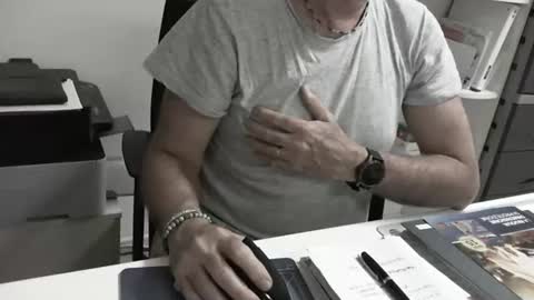 mature hairy guy online show from May 27, 4:04 pm