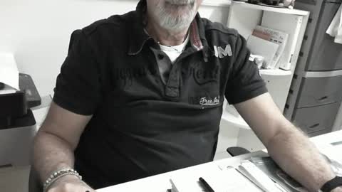 Snapshot of proplan chatting on June 13, 4:27 pm mature hairy guy online show from June 13, 4:27 pm