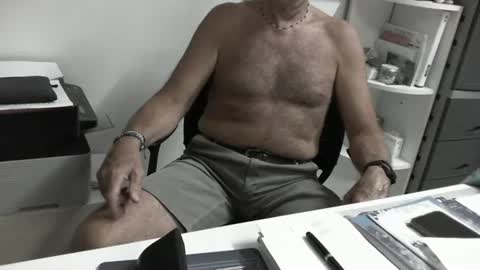Snapshot of proplan chatting on August 5, 4:54 pm mature hairy guy online show from August 5, 4:54 pm