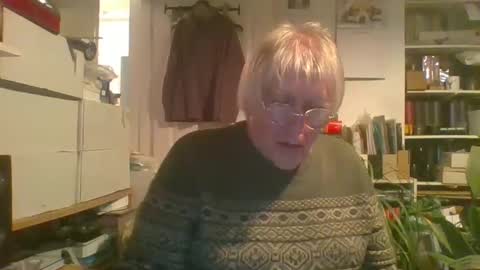 Snapshot of proudwelshman chatting on December 16, 7:54 pm proudwelshman online show from December 16, 7:54 pm