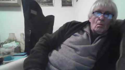 Snapshot of proudwelshman chatting on January 11, 10:51 pm proudwelshman online show from January 11, 10:51 pm