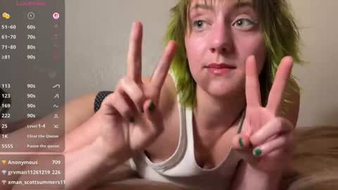 Oli online show from July 5, 6:26 pm