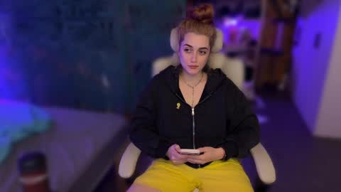 Queen of Pain online show from May 16, 8:18 pm