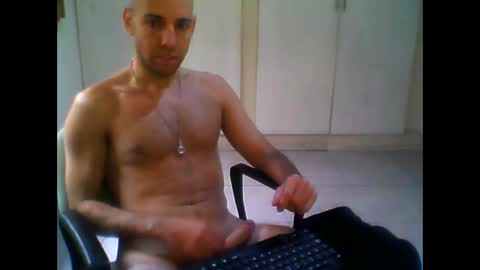 Snapshot of psicomastur chatting on October 30, 1:56 pm psicomastur online show from October 30, 1:56 pm