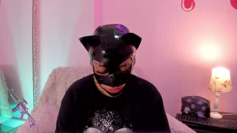 psycodoll online show from May 10, 1:49 pm