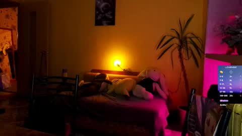 LUCY -----    online show from February 18, 11:50 am