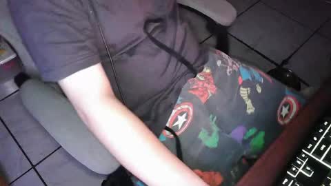 your mysterious man online show from April 19, 2:11 am