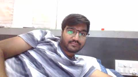 Snapshot of ptl1711 chatting on December 3, 8:05 am ptl1711 online show from December 3, 8:05 am