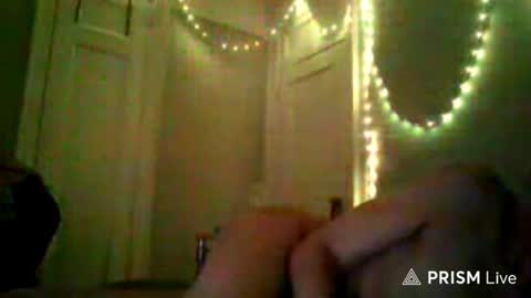 Snapshot of puddled_wonderland chatting on October 18, 8:15 am puddled_wonderland online show from October 18, 8:15 am