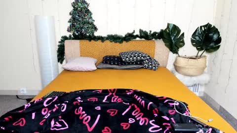 Snapshot of puffybun chatting on January 18, 10:49 pm puffybun online show from January 18, 10:49 pm