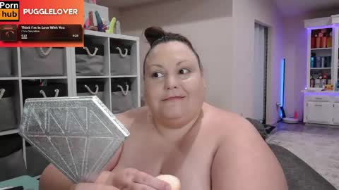 Snapshot of pugglelover chatting on May 22, 2:22 pm Puggie - online show from May 22, 2:22 pm