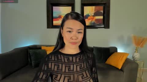 Pui Yee  online show from October 19, 2:18 pm