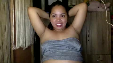 Snapshot of puke_maru chatting on December 4, 6:39 pm Maru online show from December 4, 6:39 pm