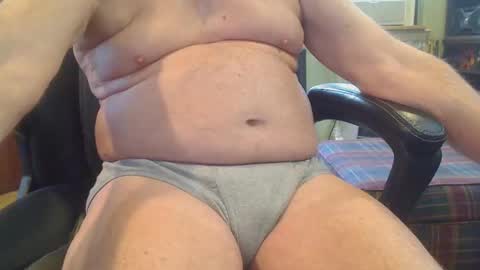 pulltoy1 online show from March 10, 4:03 pm