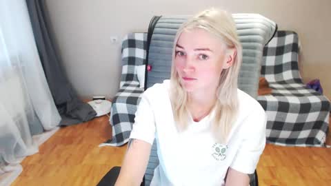 Polly online show from September 15, 12:38 pm