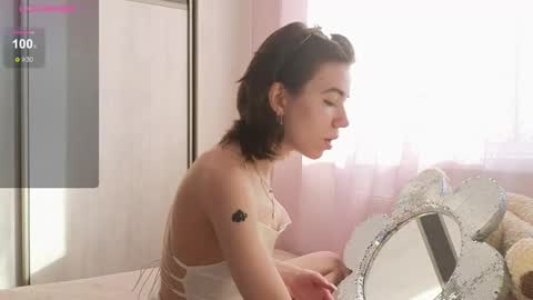 Snapshot of pumpk1n_polly chatting on February 27, 9:31 am pumpk1n_polly online show from February 27, 9:31 am