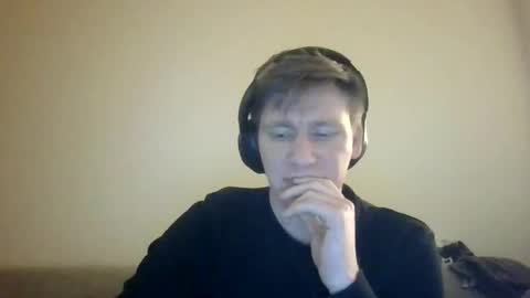 punkindrublic25 online show from December 18, 3:12 am