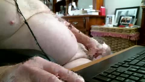 Snapshot of puppydog56 chatting on November 5, 4:07 pm puppydog56 online show from November 5, 4:07 pm